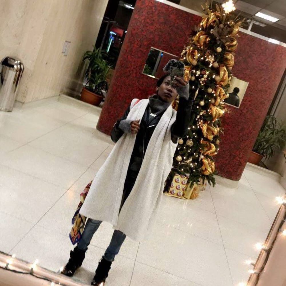 Meet your Posher, Pierra